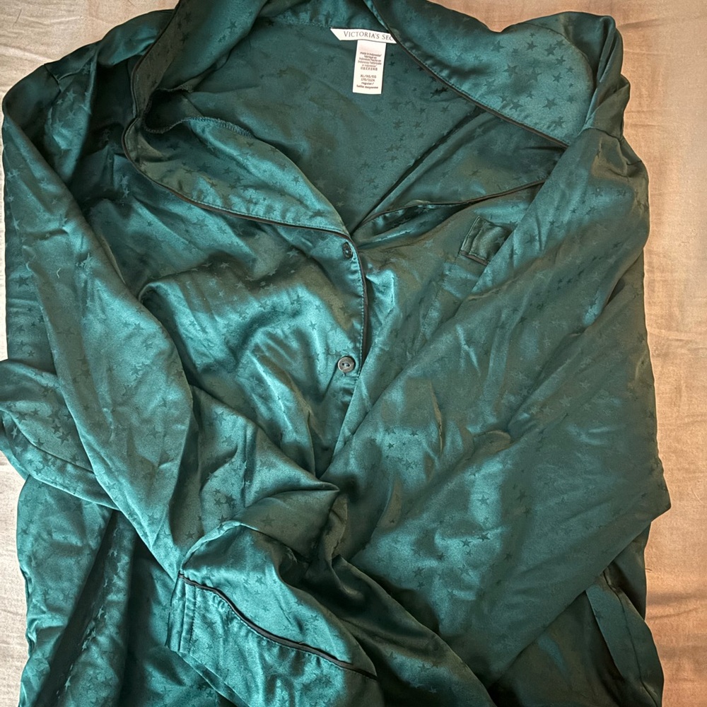Victoria's Secret Emerald Satin Top